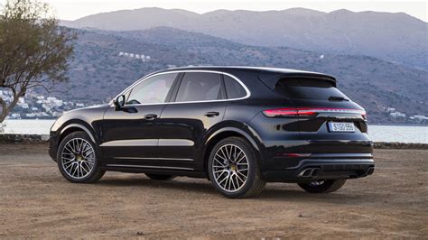 2019 porsche cayenne review|2019 Porsche Cayenne First Drive .